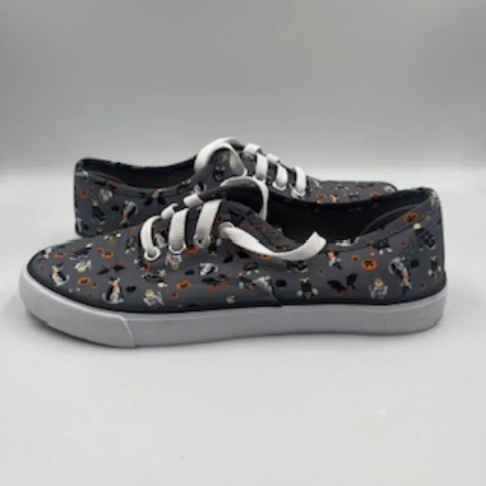 Isaac Mizrahi Puppy Dogs In Halloween Costume Sneakers‎ Women’s Size 8 shoes